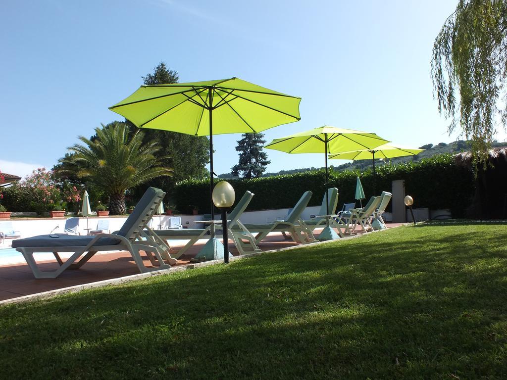 Villa Serena Assisi Luaran gambar