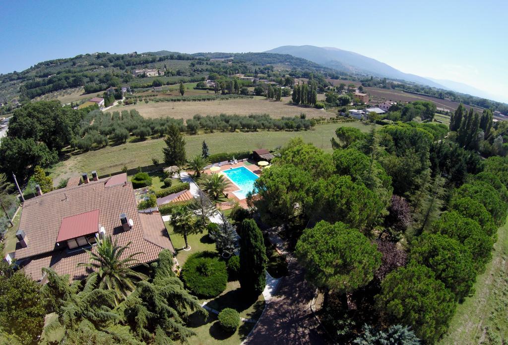 Villa Serena Assisi Luaran gambar